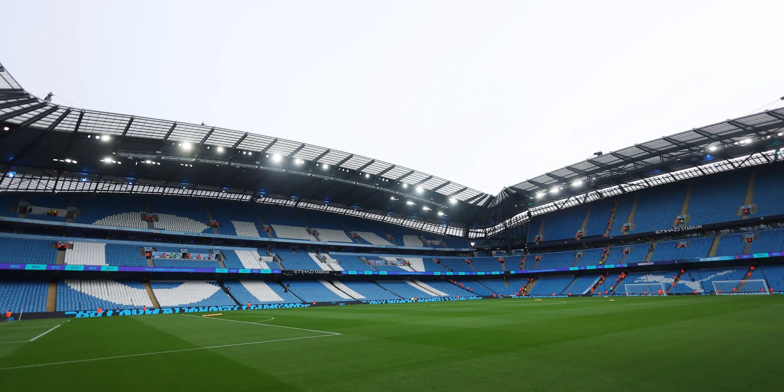 Toàn cảnh sân vận động Etihad, sân nhà của Manchester City
