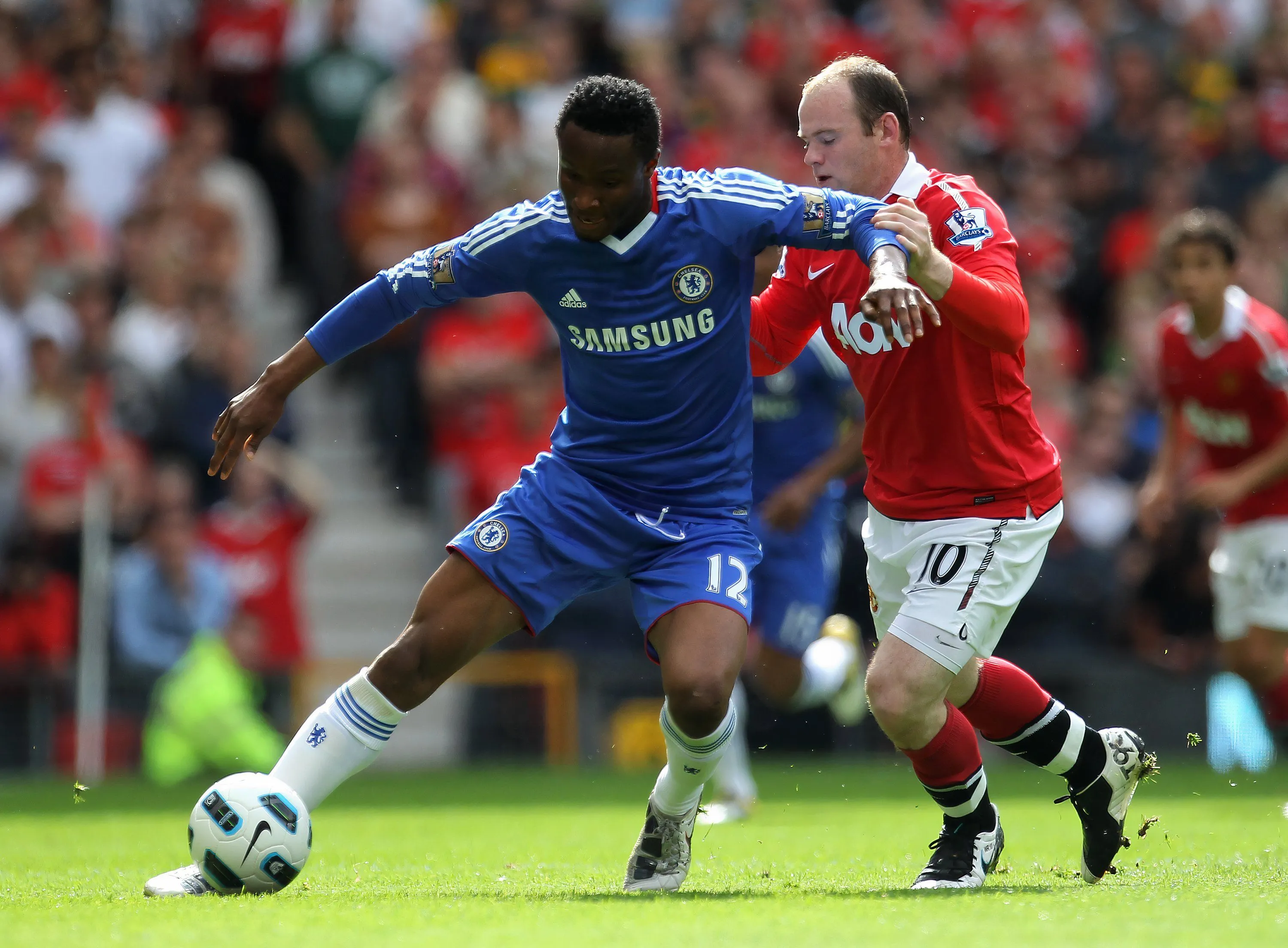 Trận đấu giữa Manchester United và Chelsea tại Premier League, bối cảnh đánh giá của Mikel về tuyến giữa