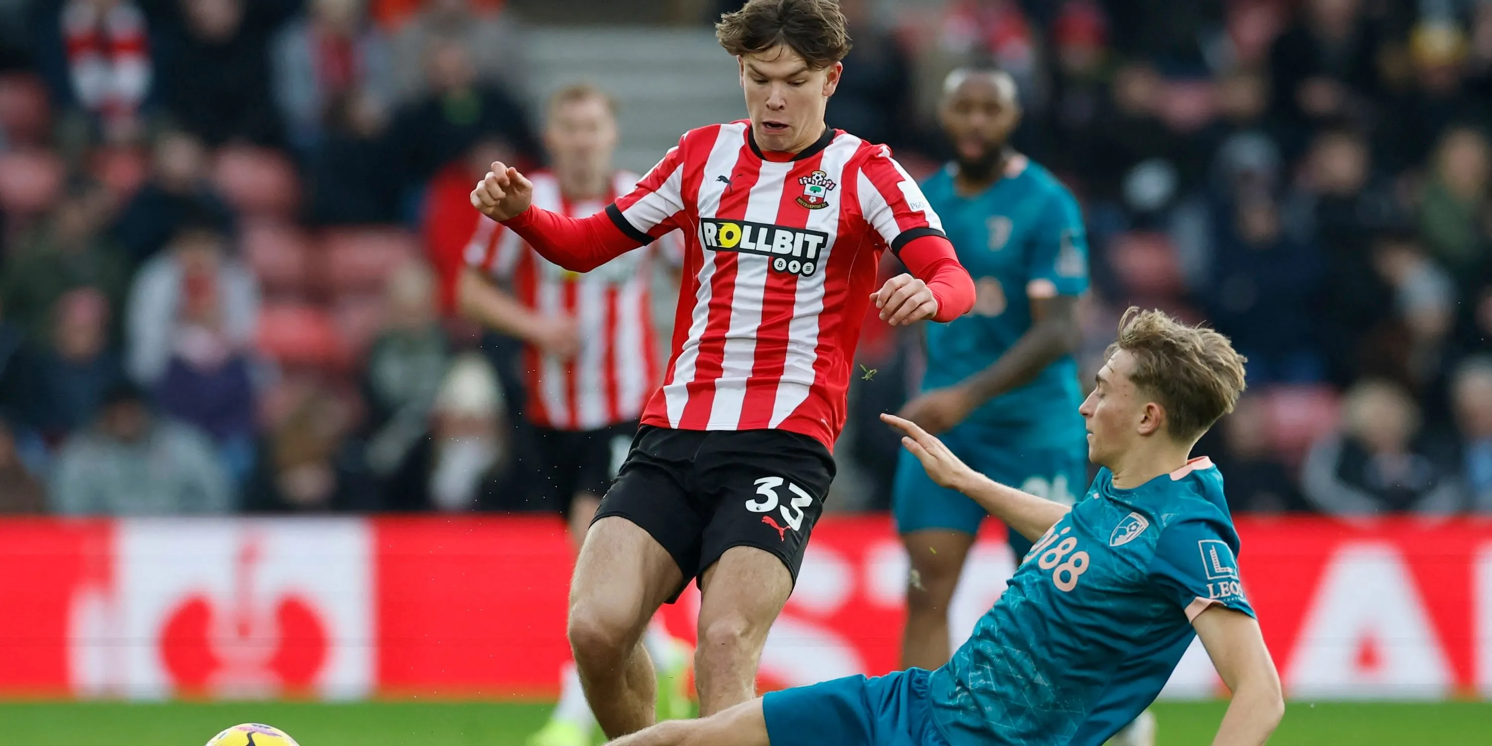 Tyler Dibling thi đấu cho Southampton, thể hiện tiềm năng lớn