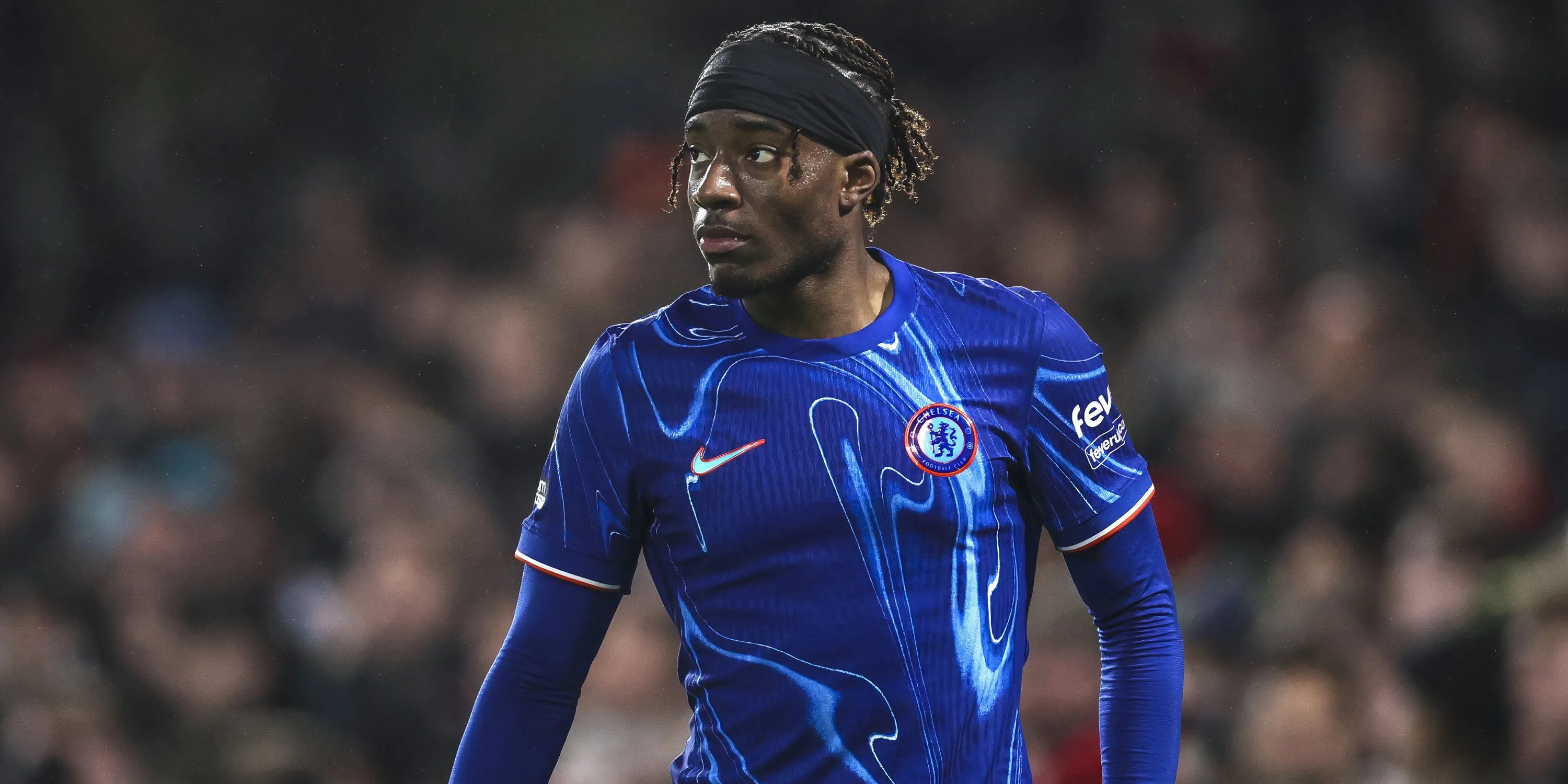 Noni Madueke thi đấu cho Chelsea trước khi được công nhận trạng thái homegrown