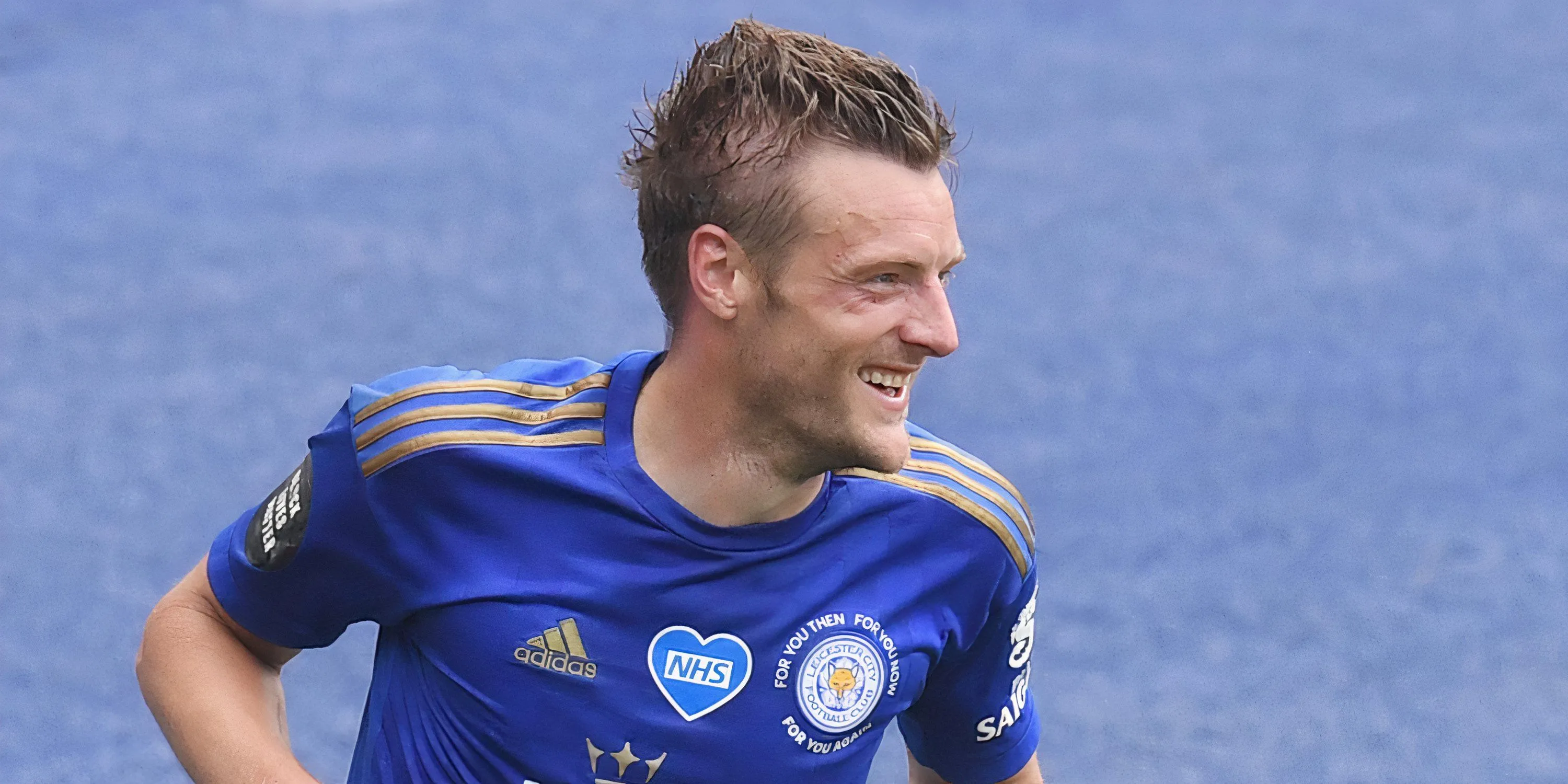 Jamie Vardy với danh hiệu Vua phá lưới Premier League cùng Leicester City, minh chứng cho khả năng ghi bàn vượt trội.