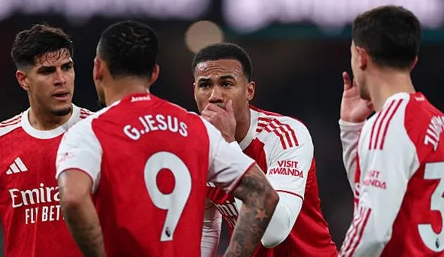 Arsenal phải sớm khắc phục những vấn đề