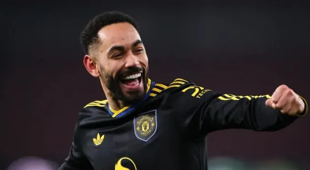 Cunha là người hùng của MU với bàn thắng quyết định