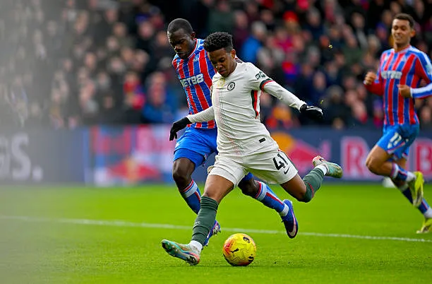 Estevao Wilian tỏa sáng giúp Chelsea giành trọn 3 điểm