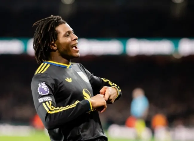 Patrick Dorgu tỏa sáng.